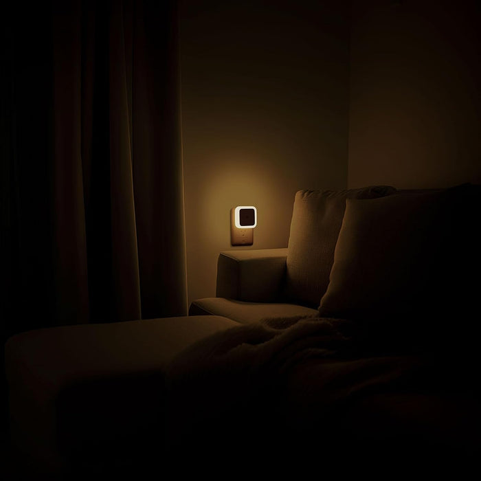 Night Light, Night Lights Plug into Wall 4-Pack, Nightlight Plug in Night Lights, Dusk to Dawn Night Lamp Led Night Light for Bedroom, Bathroom, Hallway Warm White