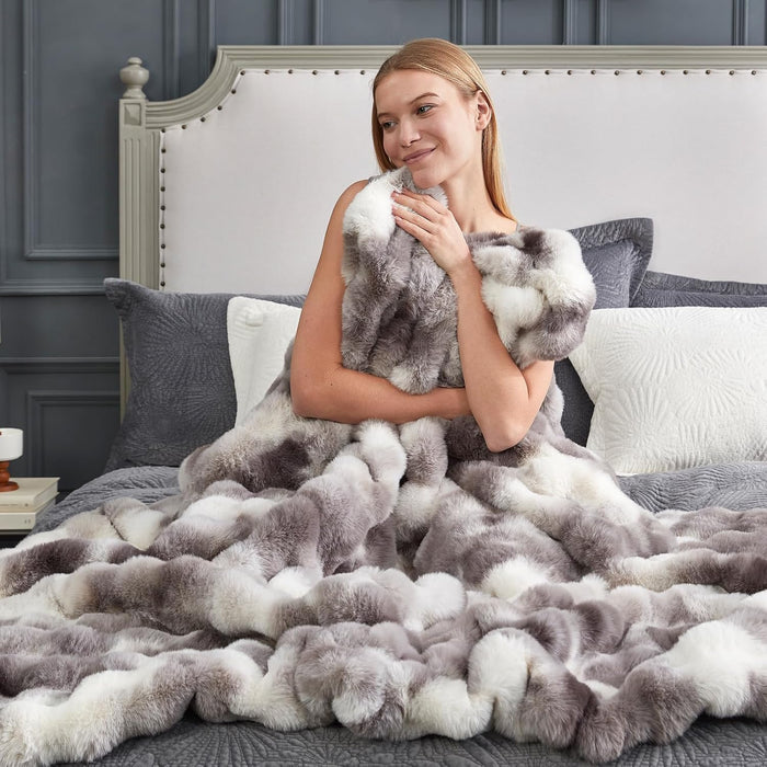 Faux Fur Throw Blanket for Couch, Fuzzy Soft Plush Thick Bubble Blanket for Sofa Bedroom Living Room, 50 * 60 Inches Tie-dye Taupe