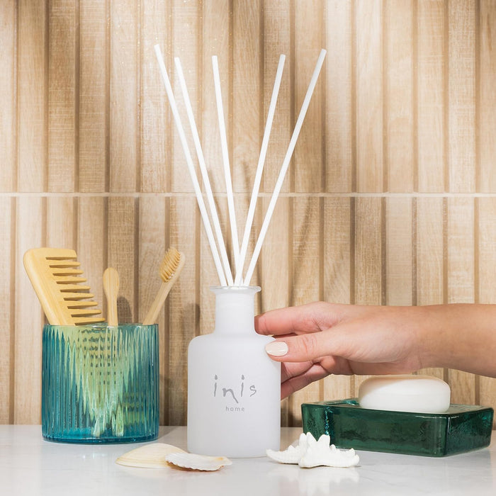 - Reed Diffuser Set with Fragrance Oil