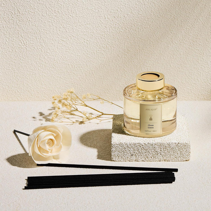 Flower Reed Diffusers Set, 5.07 oz Clean Linen Scented Oil Diffuser with 8 Reed Sticks, Home Fragrance Diffuser Gift Set for Bathroom & Office Decor 150ml