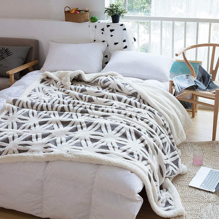 Sherpa Fleece Blanket Gifts for Mom Dad Cozy Soft Throw Blanket for Women Men Birthday Gifts Dual Sided Couch Sofa Bed Blanket (Grey,51x63)
