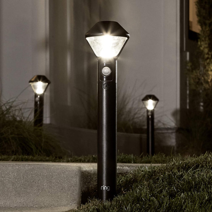 Pathlight Battery — Motion-activated pathlight, bright LEDs, works with Amazon Sidewalk, Black