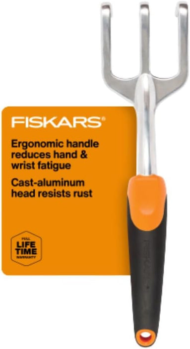 Fiskars Ergo Garden Cultivator, Hand Tool for Digging, Aerating & Weeding