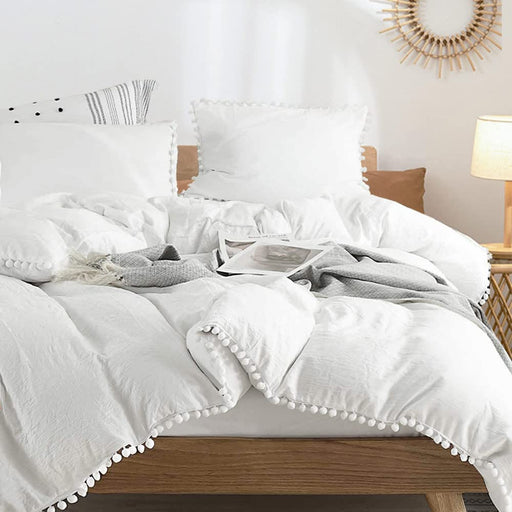 Comforter Set Queen Size Pom Pom, 3 Piece Boho Bed Set, All Season Farmhouse Microfiber down Alternative Bedding Comforter with 2 Pillow Shams, Solid White Pompom