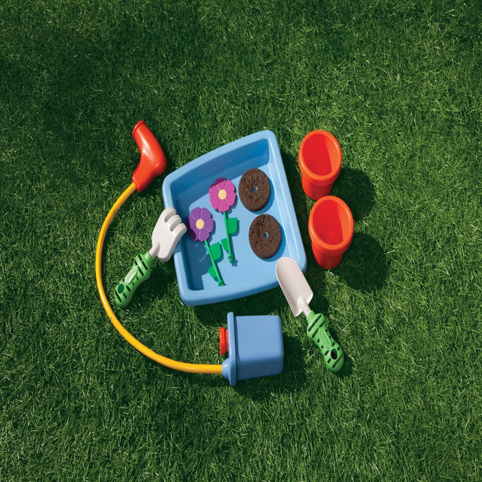 Little Tikes 2-In-1 Garden Cart & Wheelbarrow Play Gardening Toy with 10 Pieces and Sprinkler for Indoor Outdoor Preschool Pretend Play for Kids Toddlers Girls Boys Ages 2 3 4+