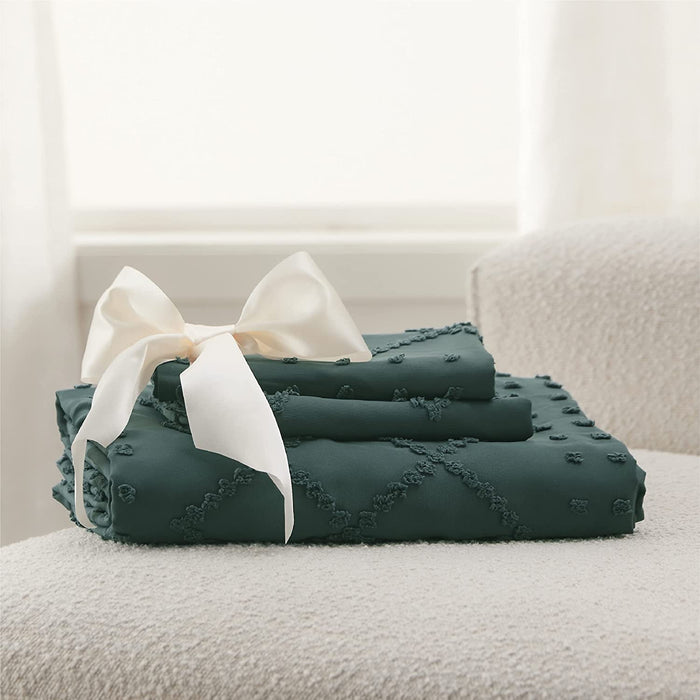 Bedsure Boho Duvet Cover Queen - Boho Bedding, Tufted Queen Duvet Cover for All Seasons, 3 Pieces Embroidery Shabby Chic Home Bedding Duvet Cover Set (Forest Green, Queen, 90X90)