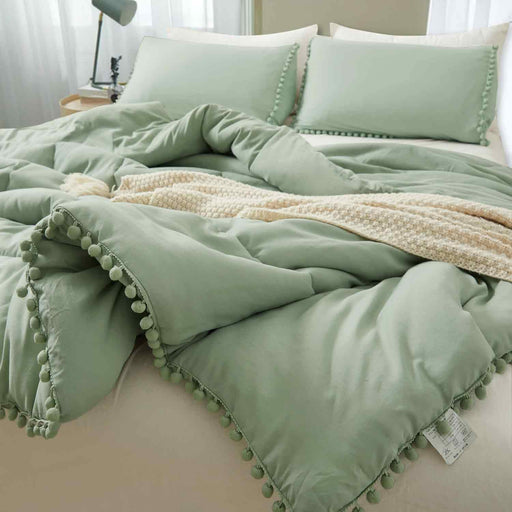 Comforter Set Queen Size Pom, 3 Piece Boho Bed Set, All Season Farmhouse Microfiber down Alternative Bedding Comforter with 2 Pillow Shams, Solid Sage Green Pompom