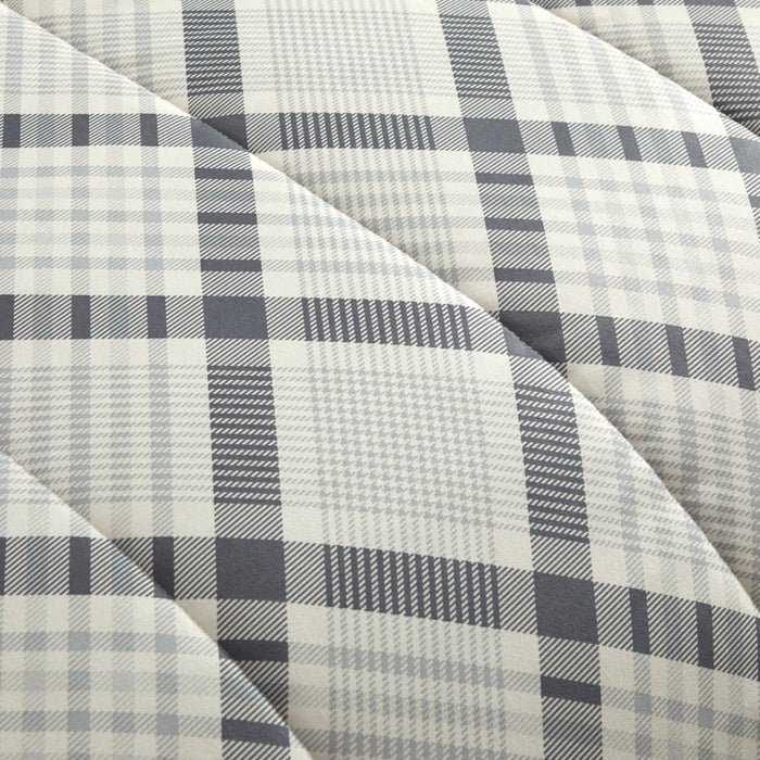 Mainstays Reverse to Sherpa Comforter Set King Polyester, Gray Plaid