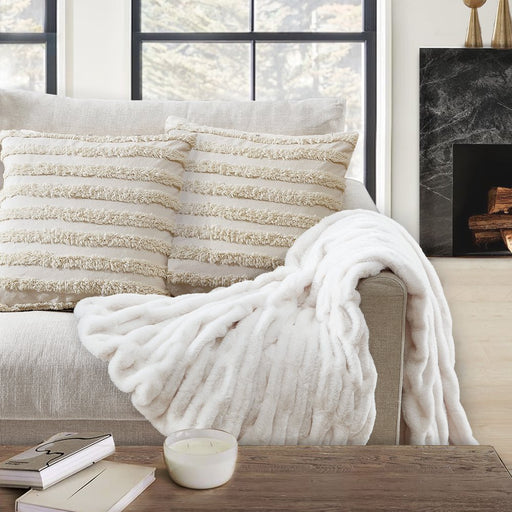 Better Homes & Gardens Faux Fur Throw Blanket, 50"X60", Ruched Faux Fur, White
