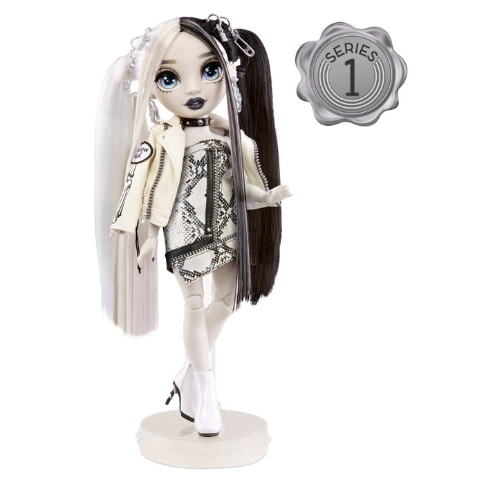 Shadow High Series 1 Heather Grayson- Grayscale Fashion Doll. 2 Grey Designer Outfits to Mix & Match with Accessories, Great Gift for Kids 6-12 Years Old and Collectors
