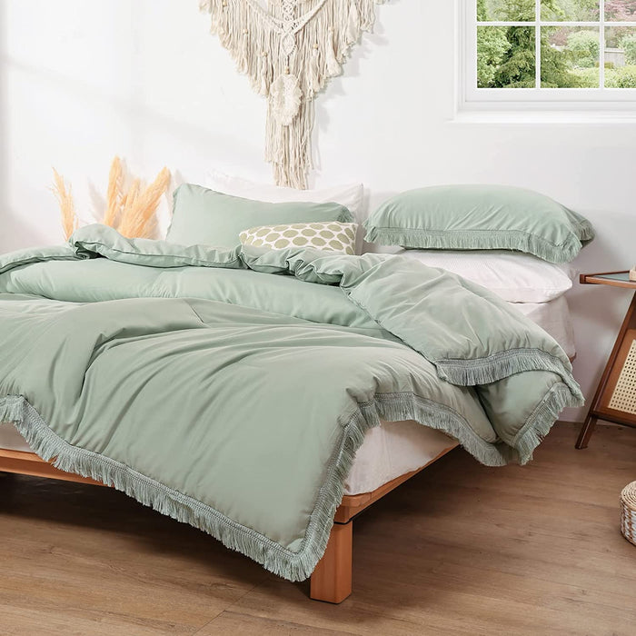 3Pcs Fringe Sage Green Tassel Comforter Set Queen Boho Bohemian Cute Soft Tufted Microfiber Bedding Sets Modern Style for Men and Women (1Comforter + 2 Pillowcases)