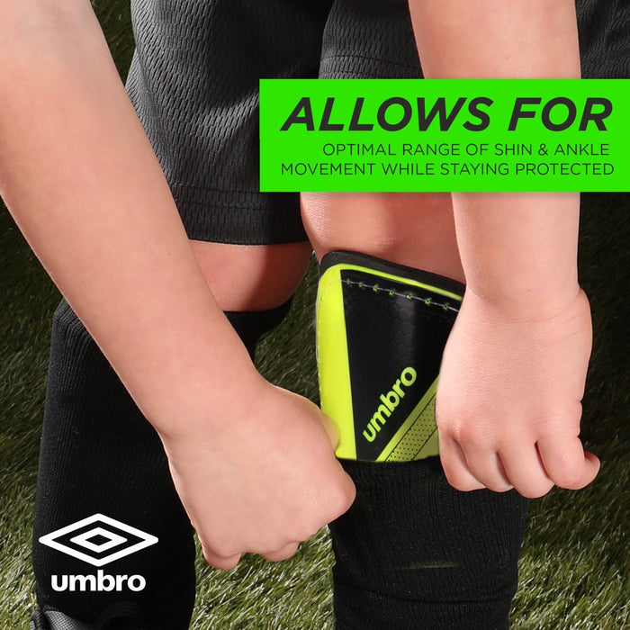 Umbro Ceramica Peewee Stirrup Soccer Shin Guards for Kids, Green