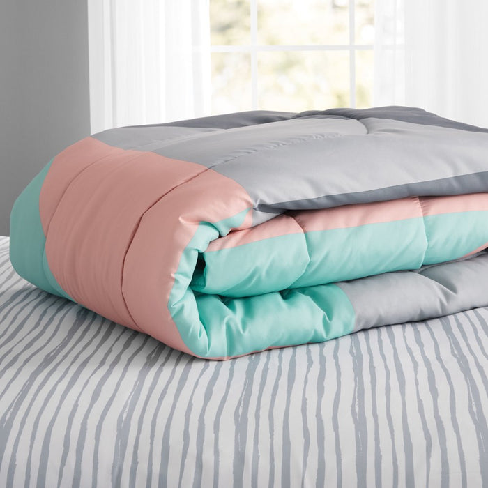 Mainstays Gray and Teal Geometric 8 Piece Bed in a Bag Comforter Set with Sheets, Queen