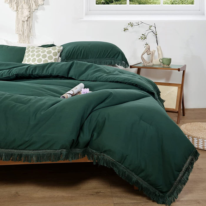 3Pcs Fringe Emerald Green Tassel Comforter Set Queen Boho Bohemian Cute Soft Tufted Microfiber Bedding Sets Modern Style for Men and Women (1Comforter + 2 Pillowcases)