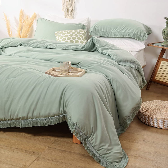 3Pcs Fringe Sage Green Tassel Comforter Set Queen Boho Bohemian Cute Soft Tufted Microfiber Bedding Sets Modern Style for Men and Women (1Comforter + 2 Pillowcases)