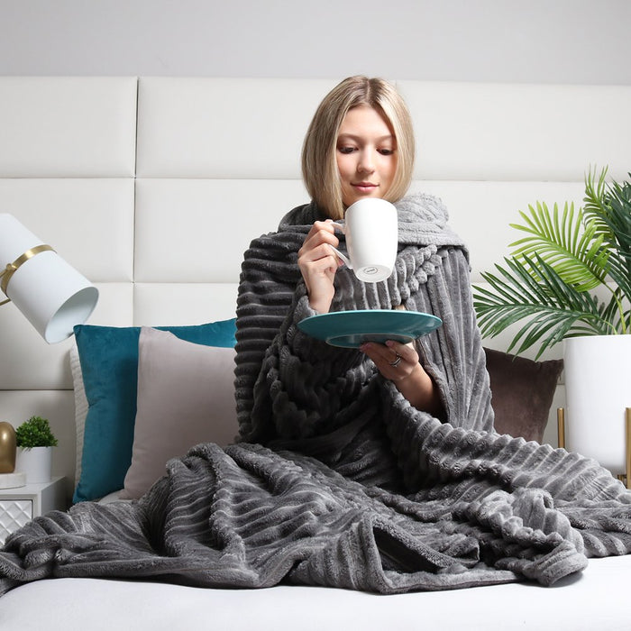 Cut Plush Fleece Throw Blanket - Super Soft Lightweight Fuzzy Luxury Bed Blanket for Sofa Couch Bed, Twin (66" X 90") Gray