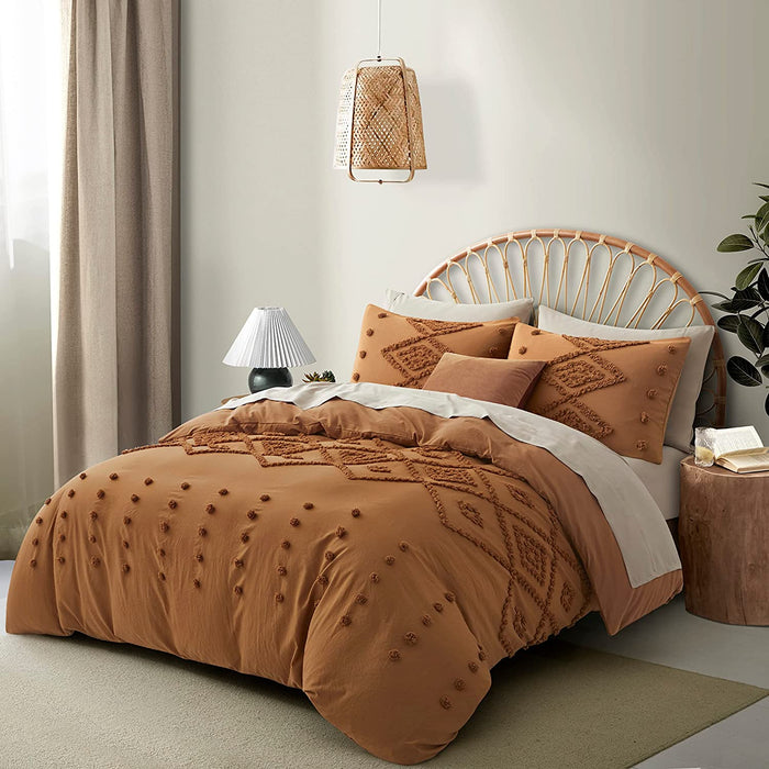 Oli Anderson Duvet Cover Queen Size, 3 Pieces Boho Tufted Bedding Set for All Seasons, Soft and Embroidery Shabby Chic Duvet Covers Set with Zipper Closure (Pumpkin, Queen, 90’’ X 90’’)