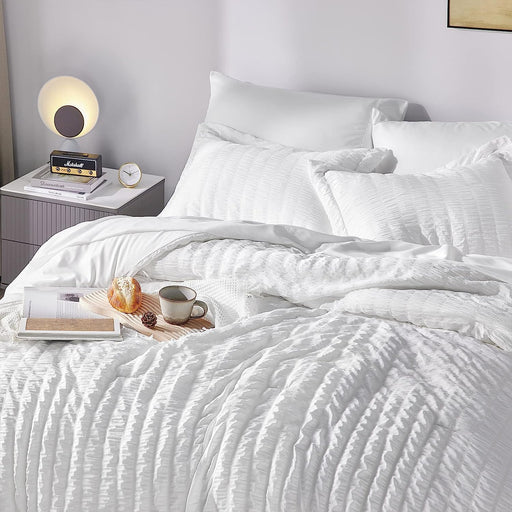 Queen Bed in a Bag White Seersucker Comforter Set with Sheets 7-Pieces All Season Bedding Sets with Comforter, Pillow Sham, Flat Sheet, Fitted Sheet and Pillowcase