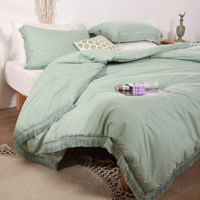 3Pcs Fringe Sage Green Tassel Comforter Set Queen Boho Bohemian Cute Soft Tufted Microfiber Bedding Sets Modern Style for Men and Women (1Comforter + 2 Pillowcases)