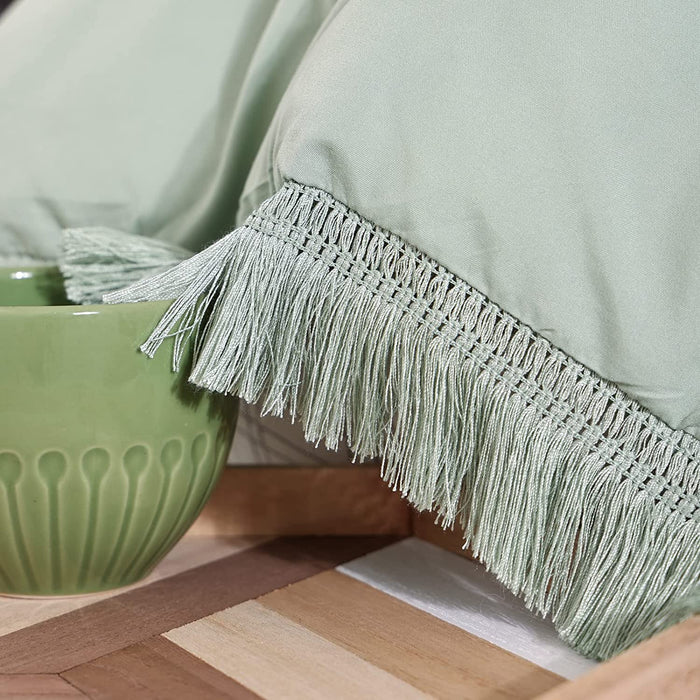 3Pcs Fringe Sage Green Tassel Comforter Set Queen Boho Bohemian Cute Soft Tufted Microfiber Bedding Sets Modern Style for Men and Women (1Comforter + 2 Pillowcases)