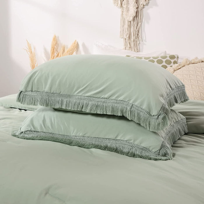 3Pcs Fringe Sage Green Tassel Comforter Set Queen Boho Bohemian Cute Soft Tufted Microfiber Bedding Sets Modern Style for Men and Women (1Comforter + 2 Pillowcases)