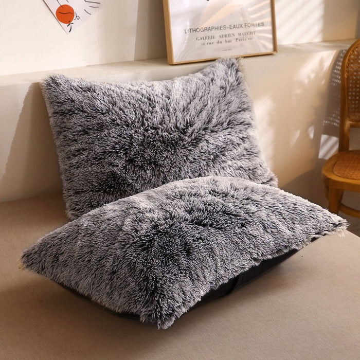 3 Piece Faux Fur Duvet Cover Set, Luxury Long Plush Fuzzy Comforter Cover Set, Ultra Soft Velvet Furry Bedding Set with 2 Pillow Covers, Zipper Closure, Queen Size, Black Ombre