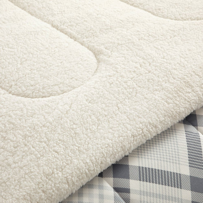Mainstays Reverse to Sherpa Comforter Set King Polyester, Gray Plaid