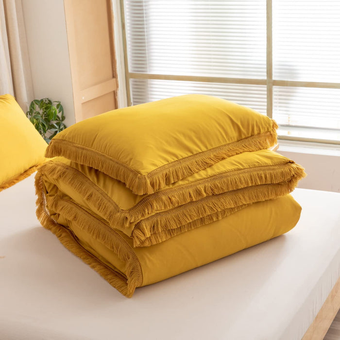 3Pcs Fringe Mustard Yellow Tassel Comforter Set Queen Boho Bohemian Cute Soft Tufted Microfiber Bedding Sets Modern Style for Men and Women (1Comforter + 2 Pillowcases)