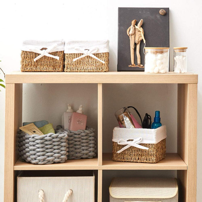 Natural Woven Seagrass Wicker Storage Nest Baskets Shelf Organizer Container Bins with Liner - Set of 4 ( 7 X 7 X 5.5 Inches)