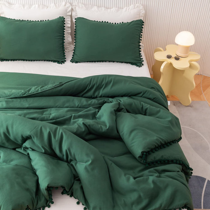 Dark Green Comforter Queen Set 3Pcs Boho Ball Pom Pom Bedding, Aesthetic Emerald Green Comforter Queen Sized Bed Set Forest Green Dark Green Bed Set for Women Men (1 Comforter 2 Pillowcases)