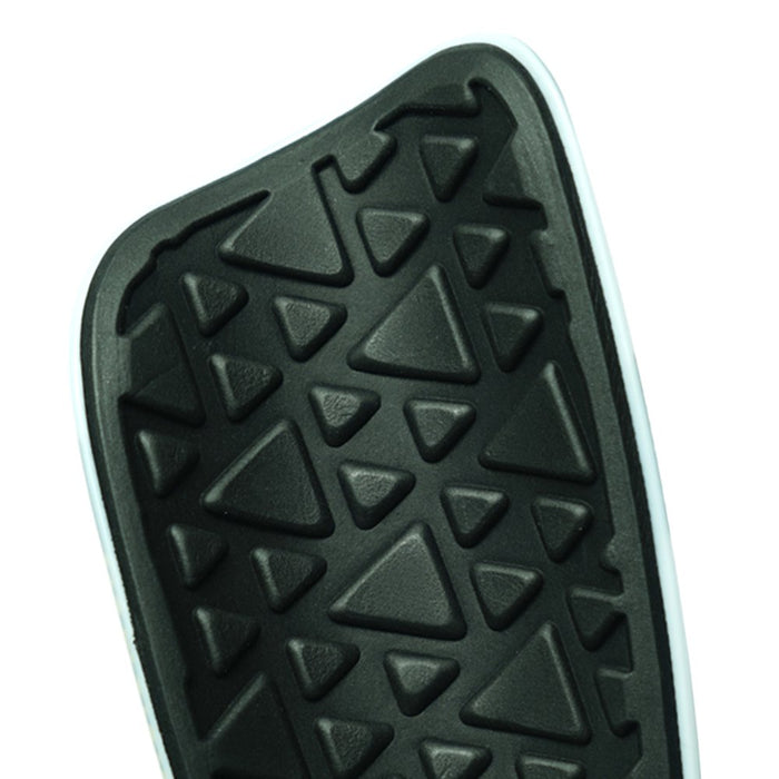 Umbro Junior Soccer Slip-In Shin Guards, for Soccer Train and Game, Soccer Protection Gear, Soccer Shin Guard, Soccer Sleeve, 1 Pair, Medium Size , for Junior