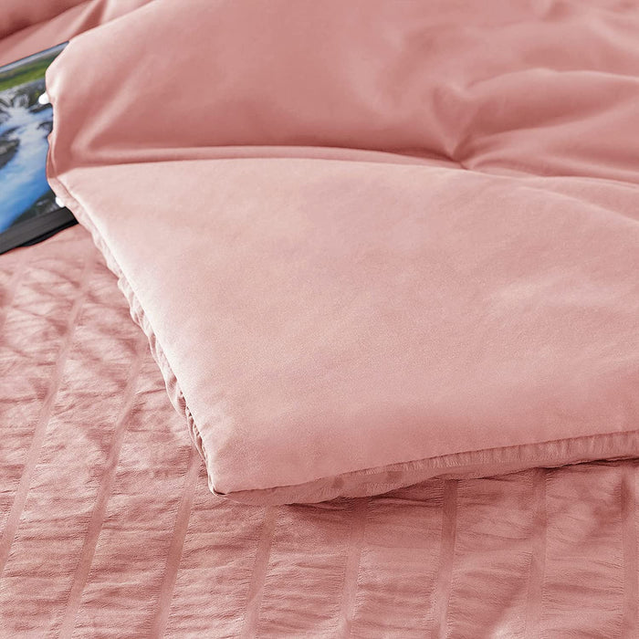 Full/Queen Seersucker Comforter Set with Sheets Pink Bed in a Bag 7-Pieces All Season Bedding Sets with Comforter, Pillow Sham, Flat Sheet, Fitted Sheet, Pillowcase