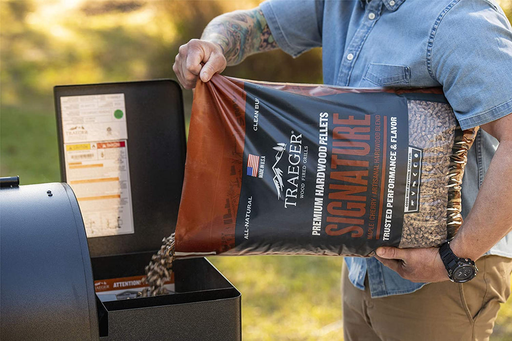 Signature Blend 100% All-Natural Wood Pellets for Smokers and Pellet Grills, BBQ, Bake, Roast, and Grill, 20 Lb. Bag
