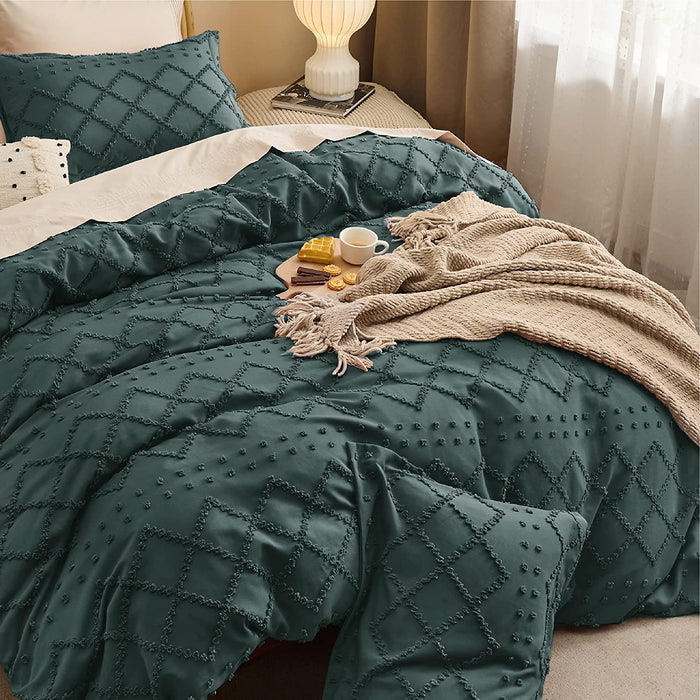 Bedsure Boho Duvet Cover Queen - Boho Bedding, Tufted Queen Duvet Cover for All Seasons, 3 Pieces Embroidery Shabby Chic Home Bedding Duvet Cover Set (Forest Green, Queen, 90X90)