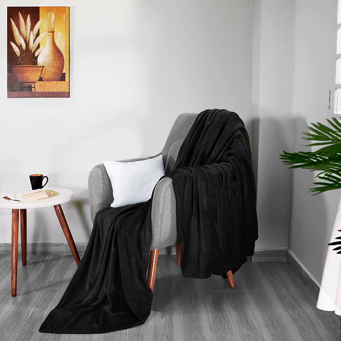Fleece Blanket Queen Size Black 300GSM Luxury Bed Blanket Anti-Static Fuzzy Soft Blanket Microfiber (90X90 Inches)