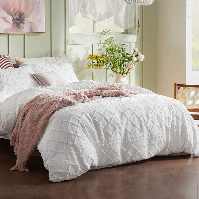 Bedsure Duvet Cover Queen Size - Queen Duvet Cover Set, Boho Bedding Queen for All Seasons, 3 Pieces Embroidery Shabby Chic Spring Bedding Duvet Covers (White, Queen, 90X90'')