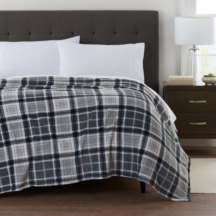 Mainstays Super Soft Plush Blanket, Full/Queen, Light Grey Plaid