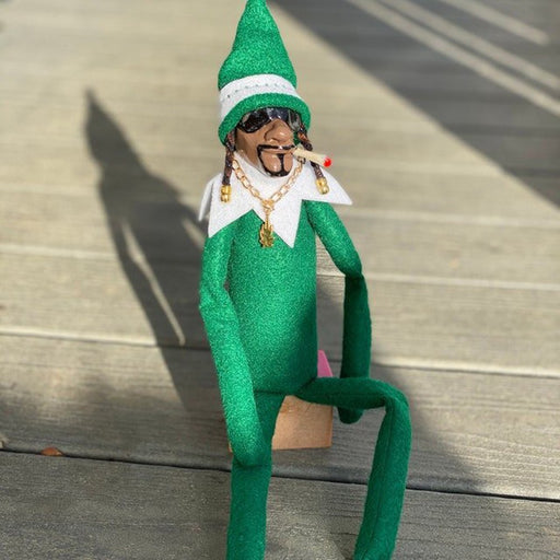 Funny Resin Sculpture Widely Use Green Pop Snoop Dogg Realistic Doll Figurine for Home