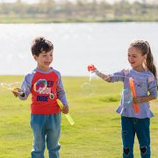 Play Day Bubble Maker Stick Toy with 30 Ounce Bubble Solution, 6 Pack, Multiple Colors